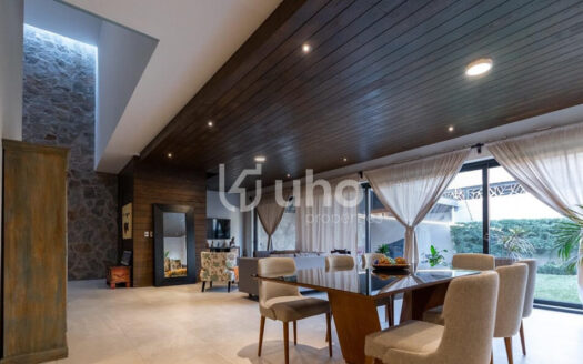 Casa en Condominio Arco de Piedra, Jurica