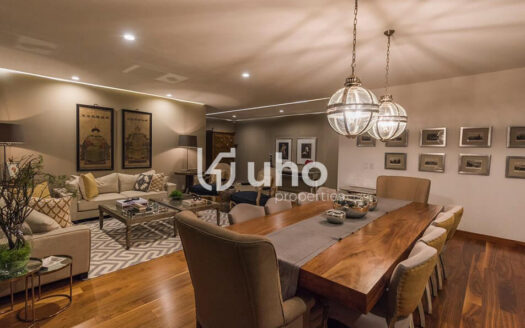 Casa en Fraccionamiento Pedregal de Querétaro