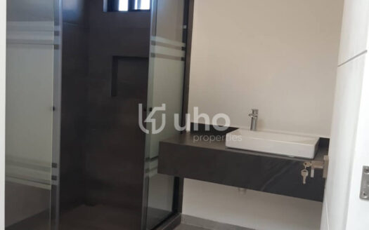 Casa nueva en Fraccionamiento El Condado